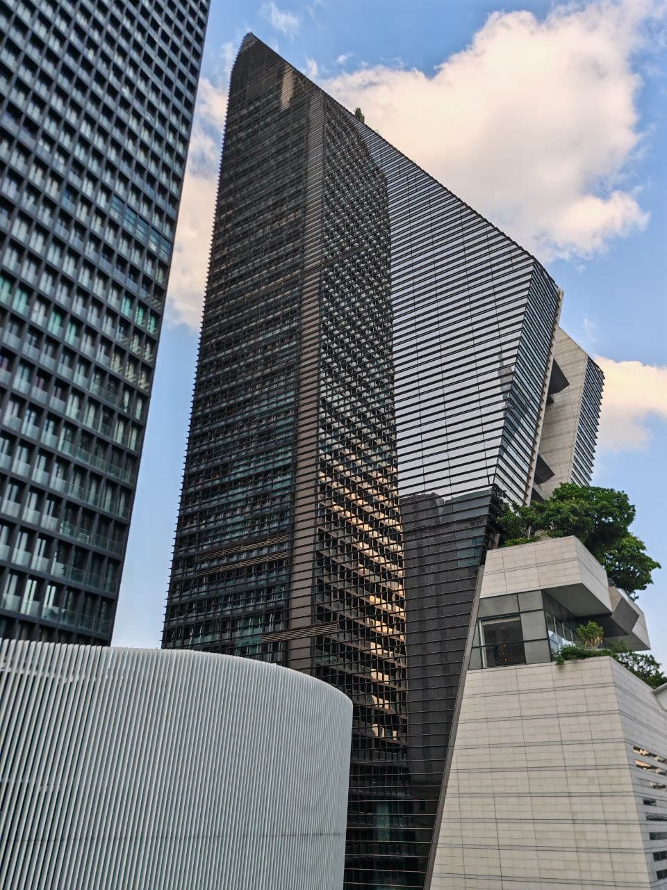 Rosewood Bangkok - Luxury Urban Luxury in Bangkok, Thailand