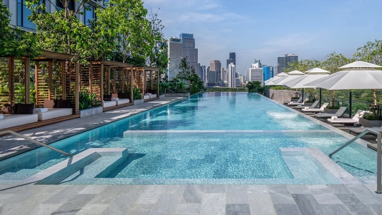 Video tour: The Ritz-Carlton Bangkok - City Hotel in Bangkok, Thailand